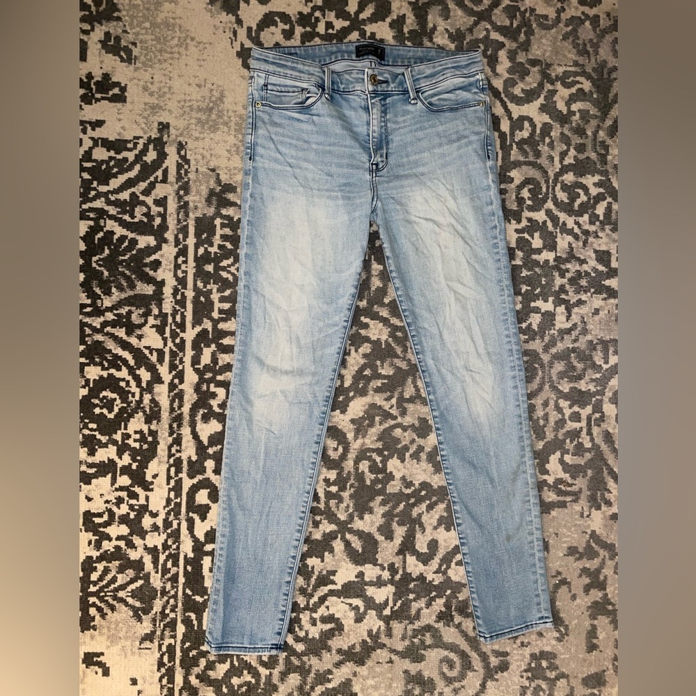 Abercrombie & Fitch Blue Harper Skinny Jeans Faded Wash Cute Comfy Casual Soft - Picture 2 of 8